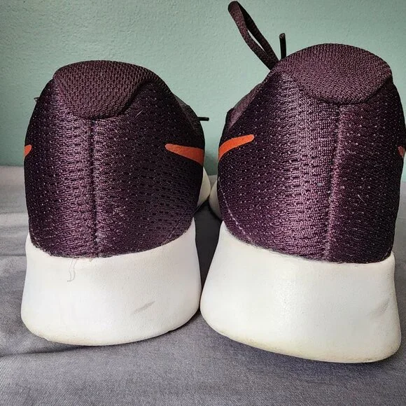 Nike Tanjun Womens 11 Purple Rose Metallic Fitness Sneakers - Picture 6 of 8